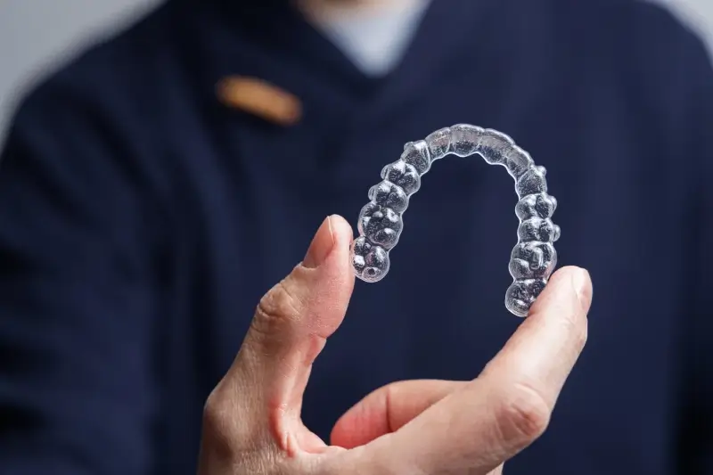 Nakładki na zęby Invisalign